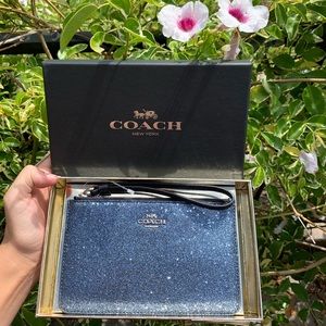 Brand New With Tags Coach Large Wristlet